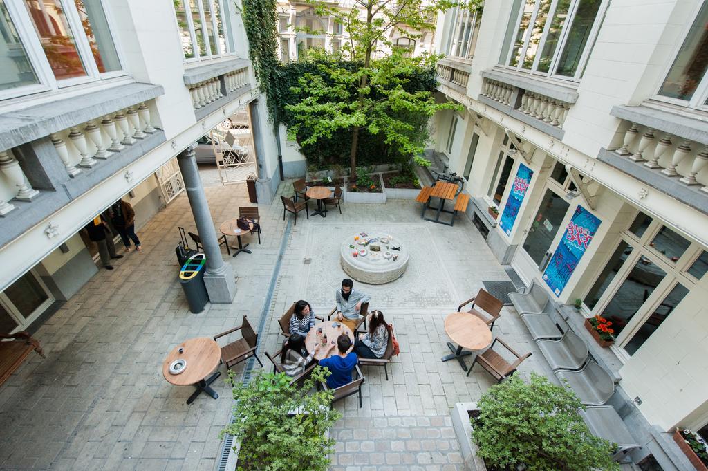 Hi Jacques Brel Hostel Brussels Luaran gambar